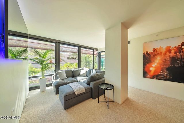 4808 N 24TH Street 427, Phoenix, AZ 85016