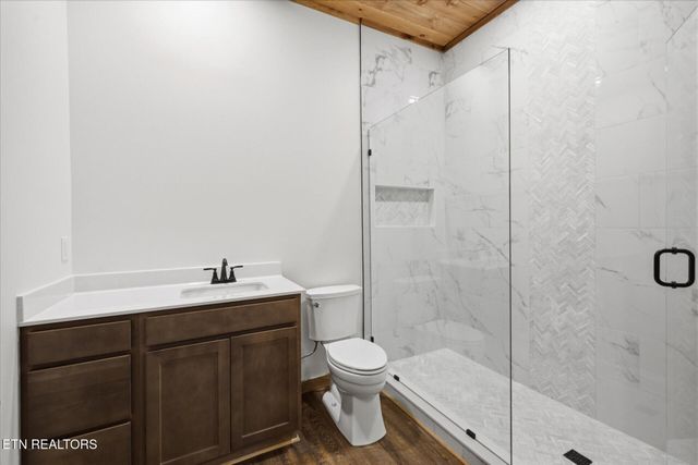 2046 Spurling Rd, Sevierville, TN 37862