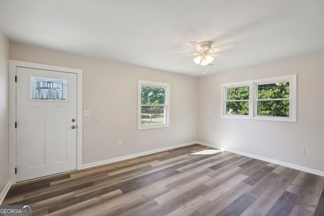 309 Lagrange Street, Grantville, GA 30220