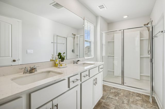 7193 Golden Way, White House, TN 37188