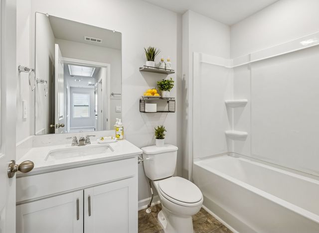 7193 Golden Way, White House, TN 37188