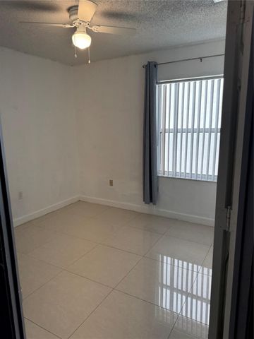 4925 NW 54th Avenue, Coconut Creek, FL 33073