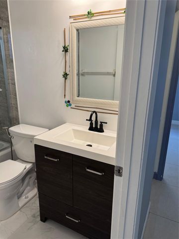 4925 NW 54th Avenue, Coconut Creek, FL 33073