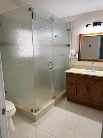 4925 NW 54th Avenue, Coconut Creek, FL 33073