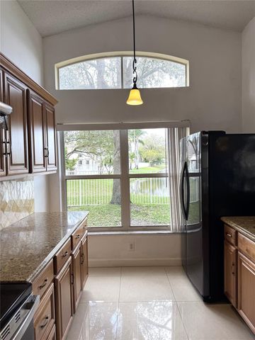 4925 NW 54th Avenue, Coconut Creek, FL 33073