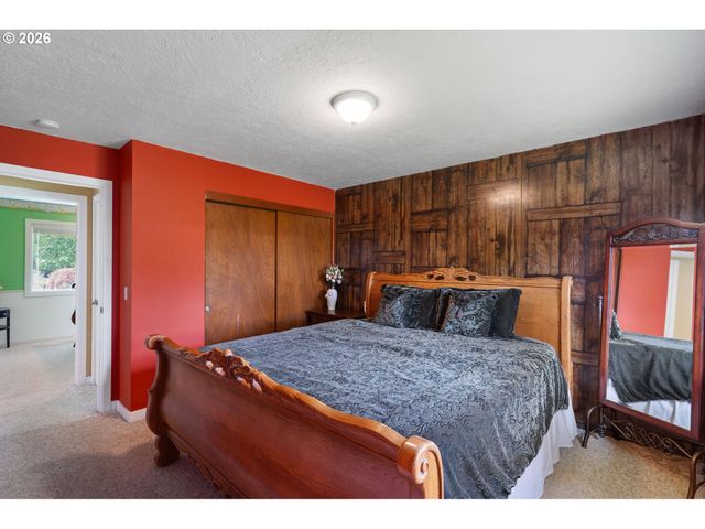 3720 Se 166TH Ave, Portland, OR 97236