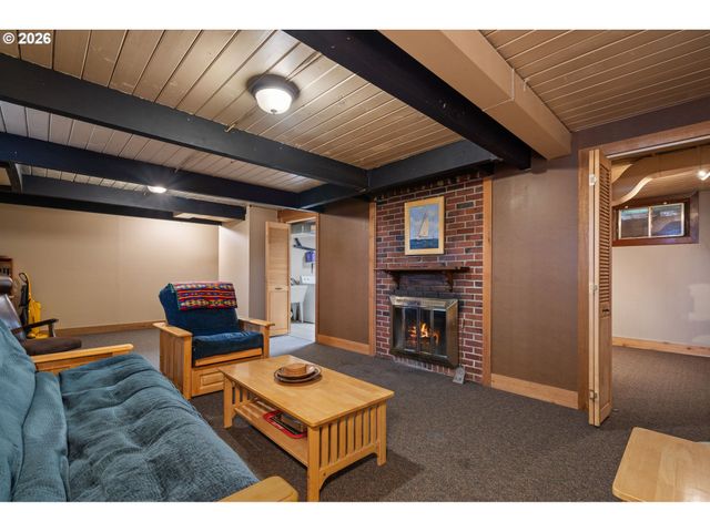 3720 Se 166TH Ave, Portland, OR 97236