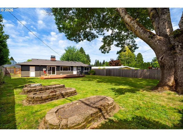 3720 Se 166TH Ave, Portland, OR 97236
