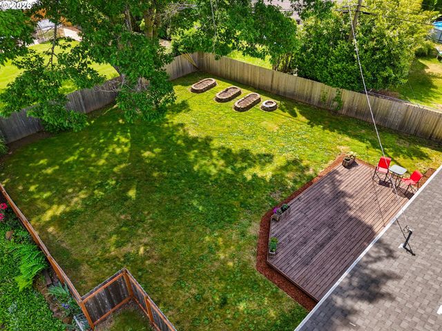 3720 Se 166TH Ave, Portland, OR 97236