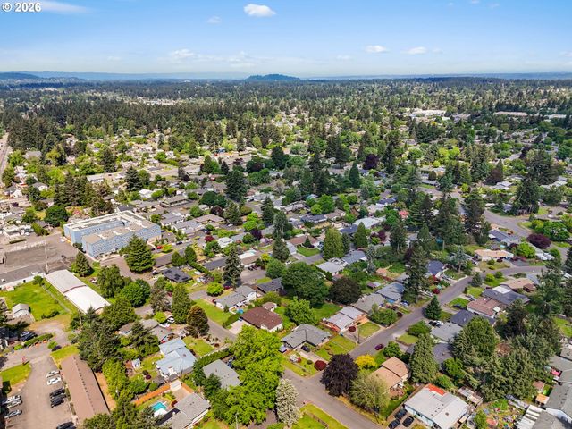 3720 Se 166TH Ave, Portland, OR 97236
