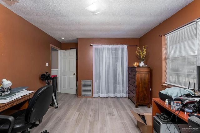 903 S 19th Avenue, Edinburg, TX 78539