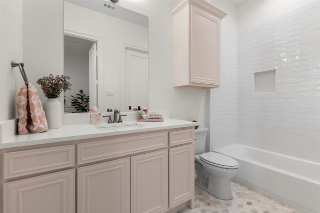 216 Creek Side Drive, Aledo, TX 76008