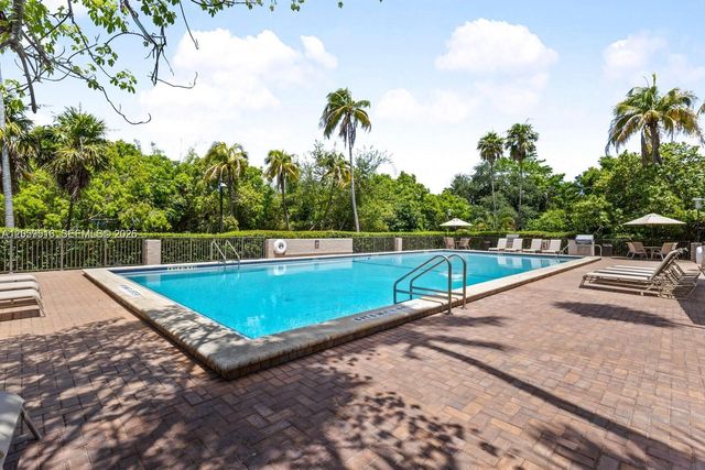 181 Crandon Blvd 207 207, Key Biscayne, FL 33149
