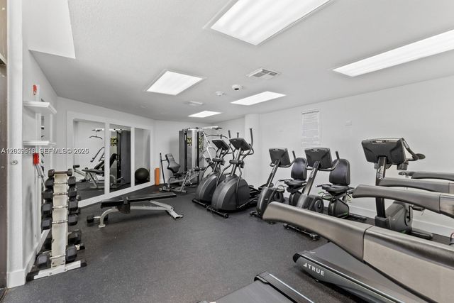 181 Crandon Blvd 207 207, Key Biscayne, FL 33149