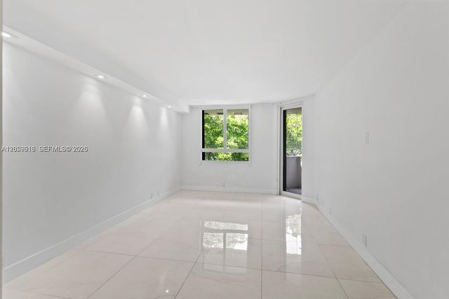 181 Crandon Blvd 207 207, Key Biscayne, FL 33149