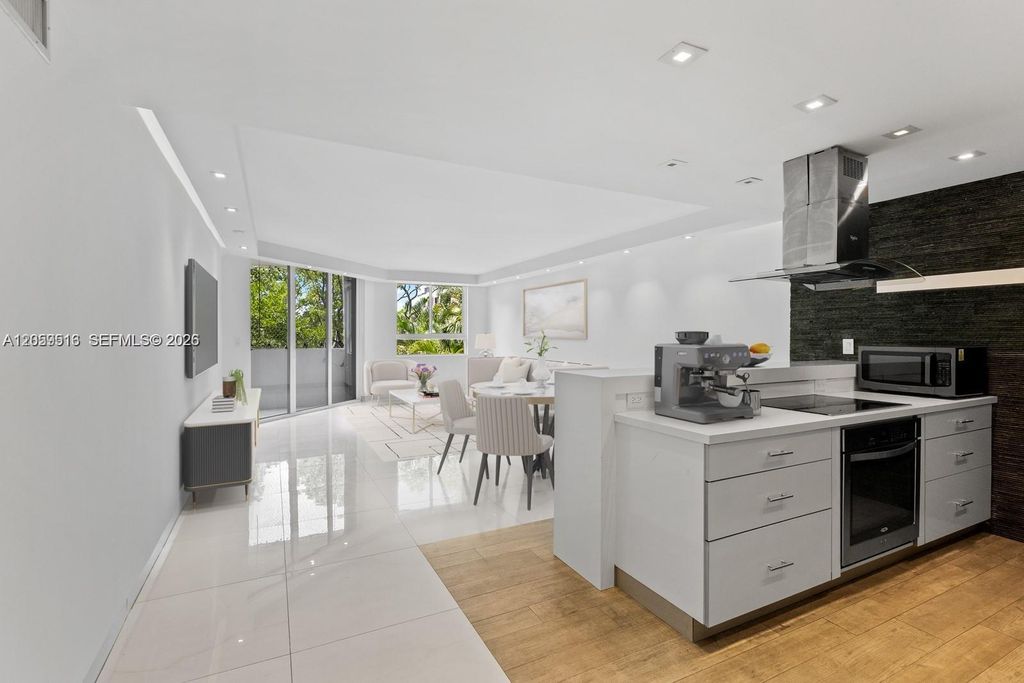 181 Crandon Blvd 207 207, Key Biscayne, FL 33149