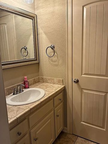 2479 Surtees Place, Fayetteville, AR 72704