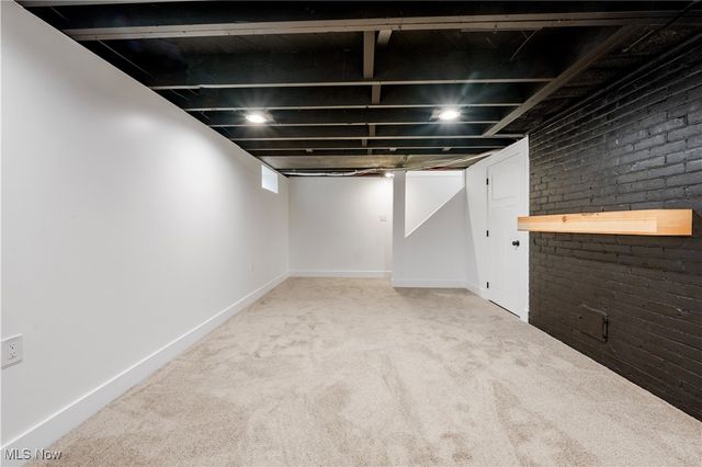 3750 Bainbridge Road, Cleveland Heights, OH 44118