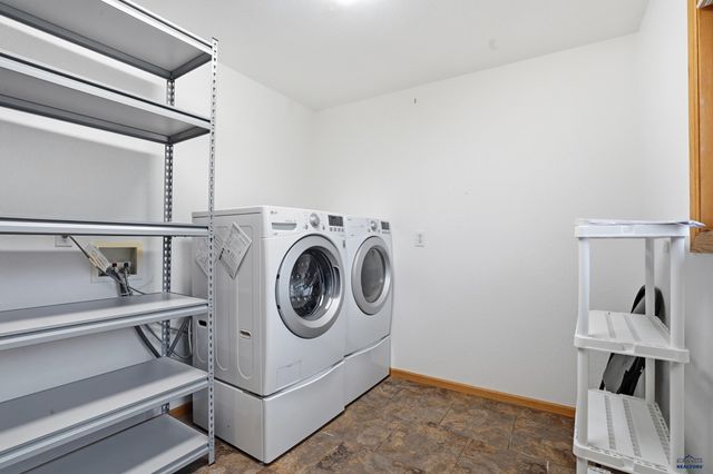 23141 PACTOLA DR, Rapid City, SD 57702