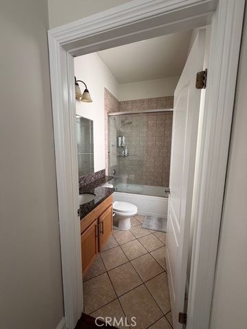631 E Magnolia 103, Burbank, CA 91501