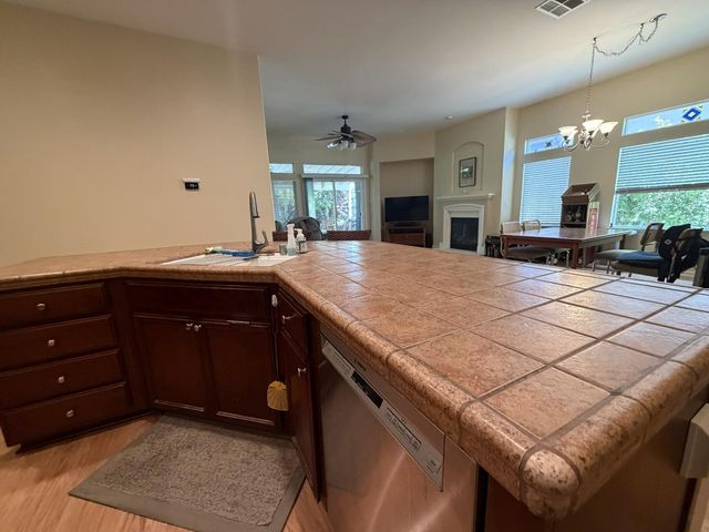 2859 Sierra Gold Ct, Riverbank, CA 95367