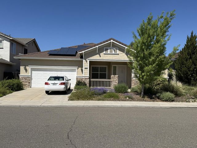 2859 Sierra Gold Ct, Riverbank, CA 95367