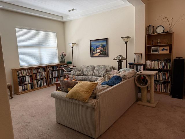 2859 Sierra Gold Ct, Riverbank, CA 95367