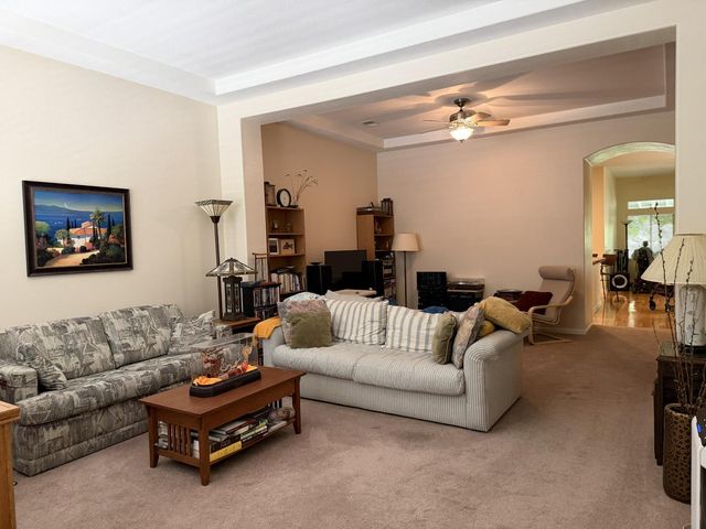 2859 Sierra Gold Ct, Riverbank, CA 95367