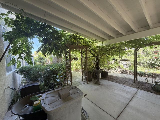 2859 Sierra Gold Ct, Riverbank, CA 95367