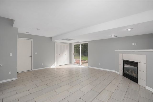6751 Maplelawn Drive, Ypsilanti, MI 48197