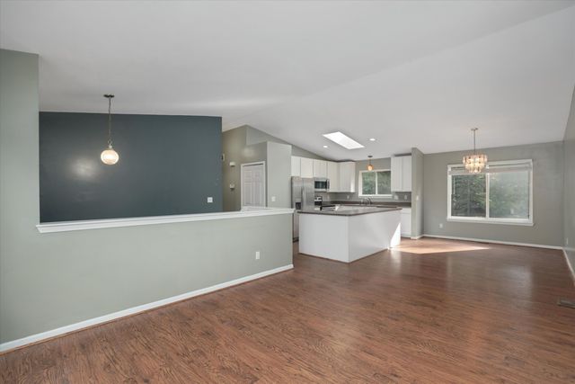 6751 Maplelawn Drive, Ypsilanti, MI 48197