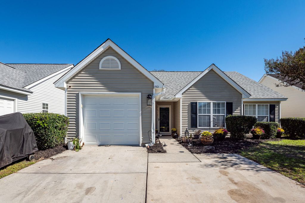 1501 Pinethicket Drive, Summerville, SC 29486