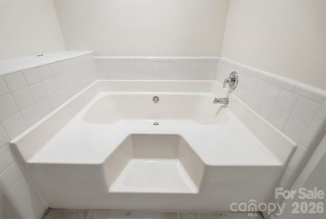 10012 Brass Eagle Lane, Charlotte, NC 28210
