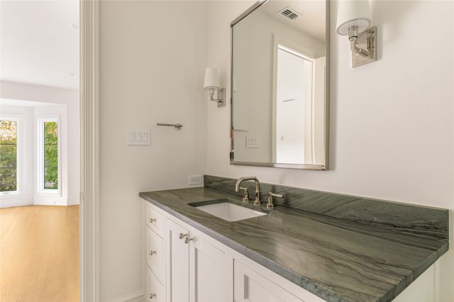 6810 Mimosa Lane, Dallas, TX 75230