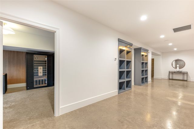 6810 Mimosa Lane, Dallas, TX 75230