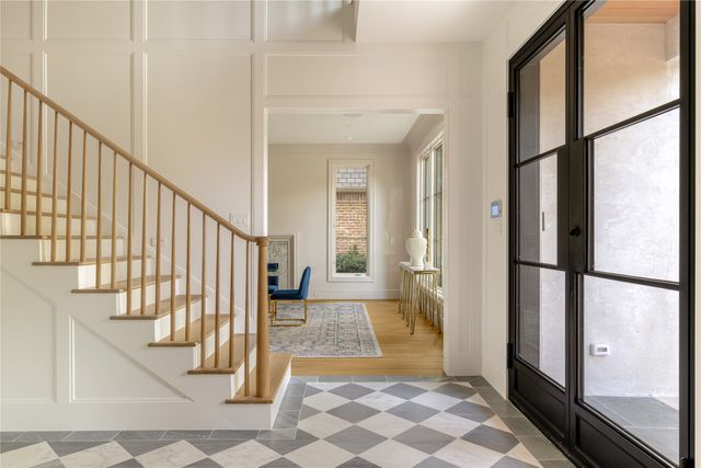 6810 Mimosa Lane, Dallas, TX 75230