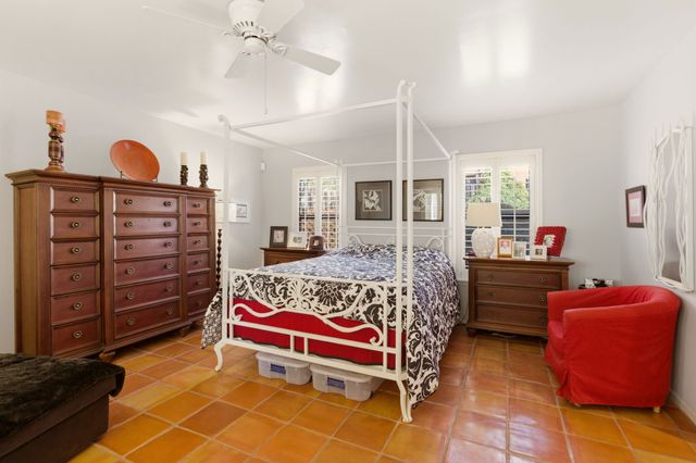 747 Manhattan, Santa Fe, NM 87501