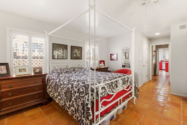 747 Manhattan, Santa Fe, NM 87501