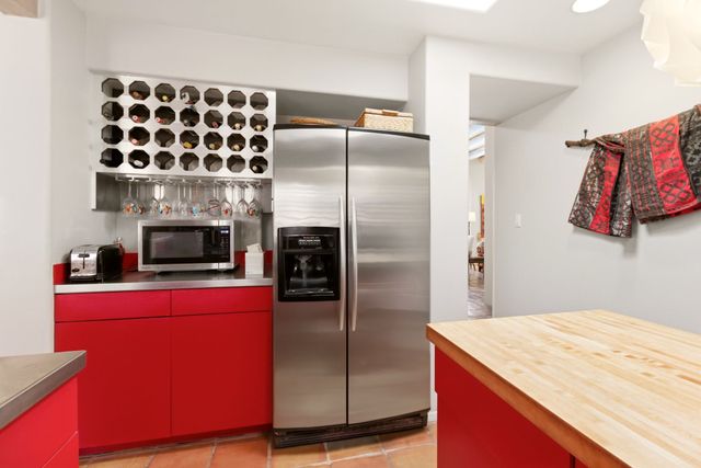 747 Manhattan, Santa Fe, NM 87501