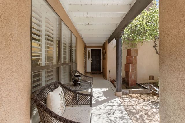 747 Manhattan, Santa Fe, NM 87501