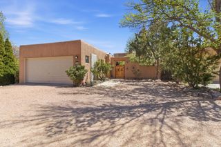 747 Manhattan, Santa Fe, NM 87501
