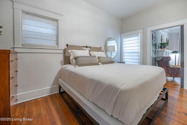 601 E Oak St, Louisville, KY 40203