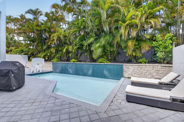 6439 NW 43RD Terrace, Boca Raton, FL 33496