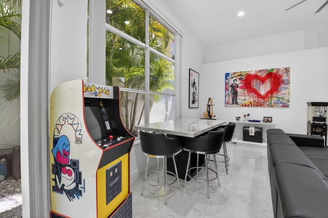 6439 NW 43RD Terrace, Boca Raton, FL 33496