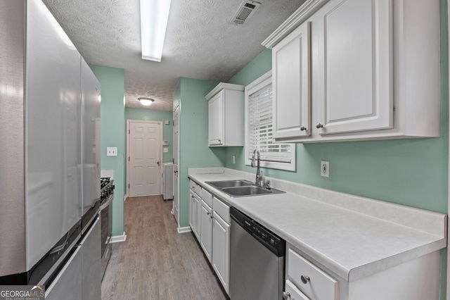 49 Canterbury Drive, Grantville, GA 30220