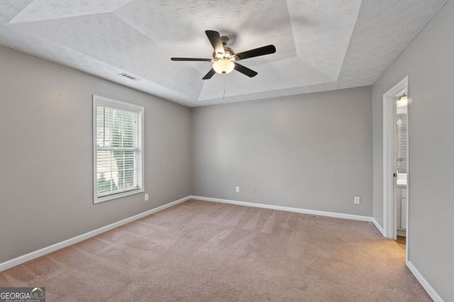 49 Canterbury Drive, Grantville, GA 30220