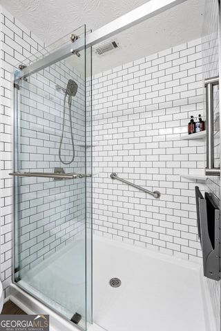 49 Canterbury Drive, Grantville, GA 30220