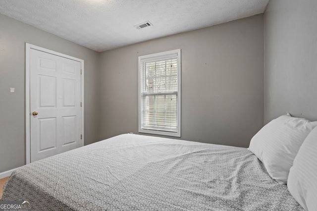 49 Canterbury Drive, Grantville, GA 30220