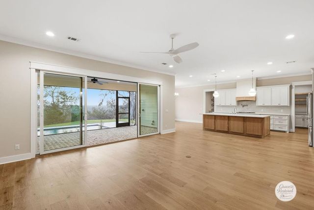 943 Champney Street, St. Simons Island, GA 31522