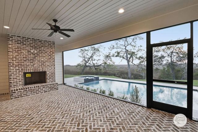 943 Champney Street, St. Simons Island, GA 31522